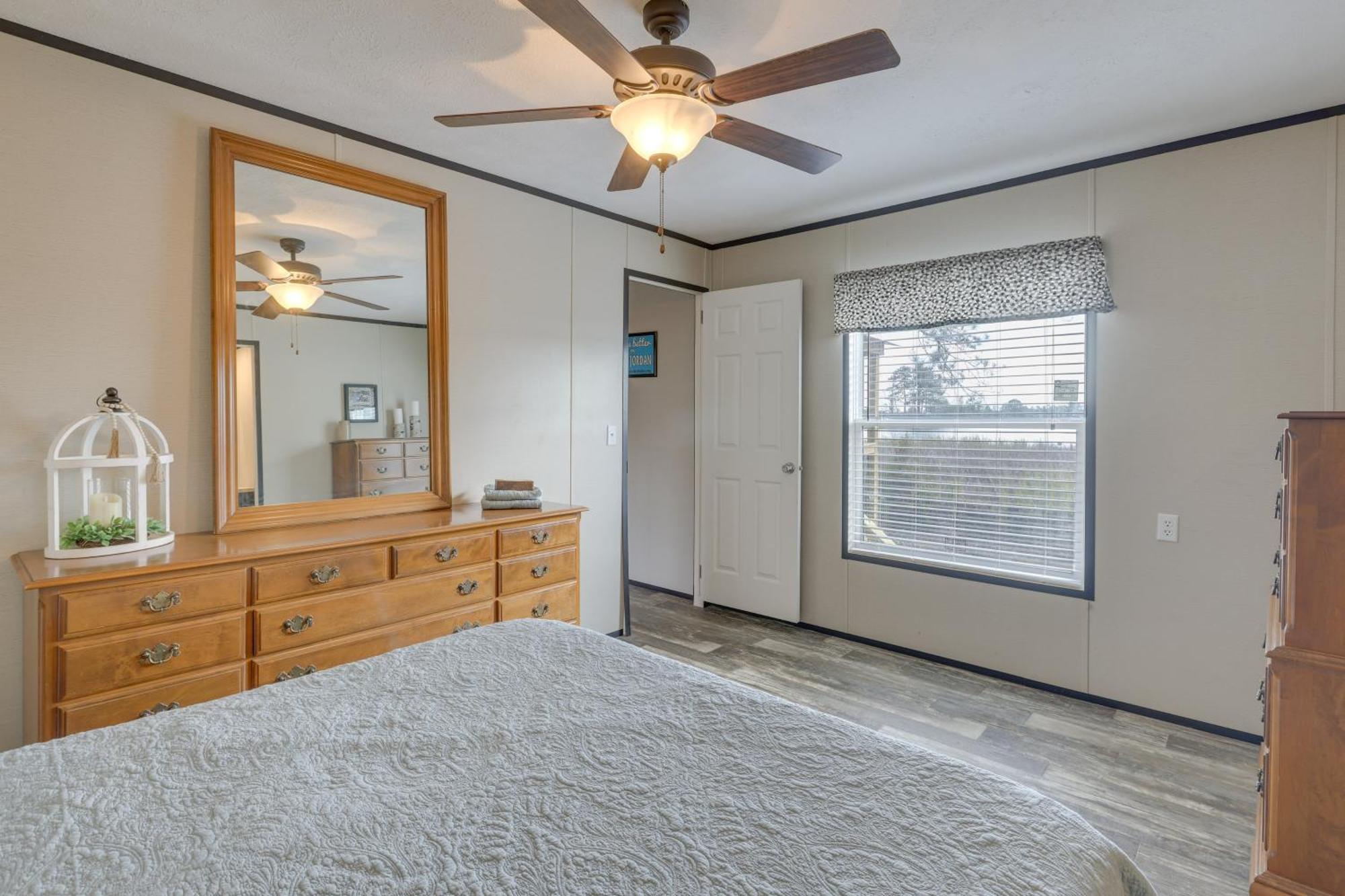 Lakefront Wetumpka Escape With Furnished Deck! Exterior photo